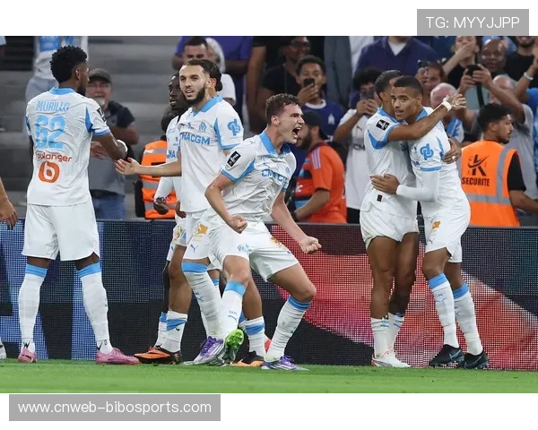 马赛3-2客胜圣吉罗斯联合，法甲劲旅连扳三球逆转